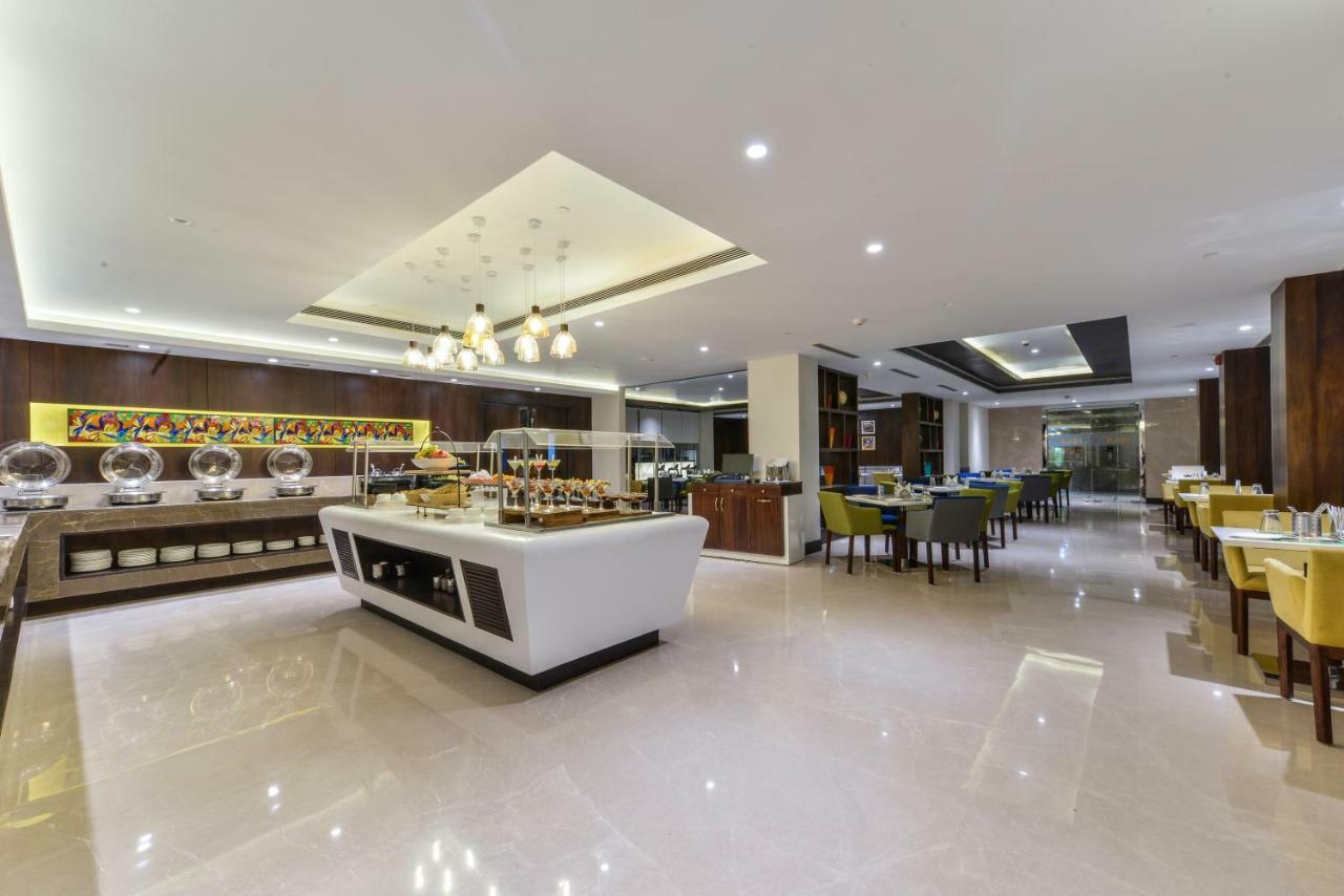 Lemon Tree Hotel Jammu Exterior foto